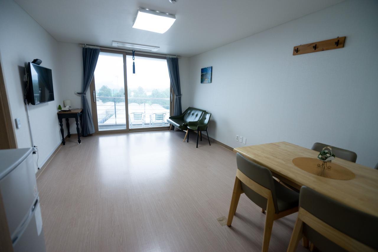 哆啦美度假屋 西归浦市 外观 照片