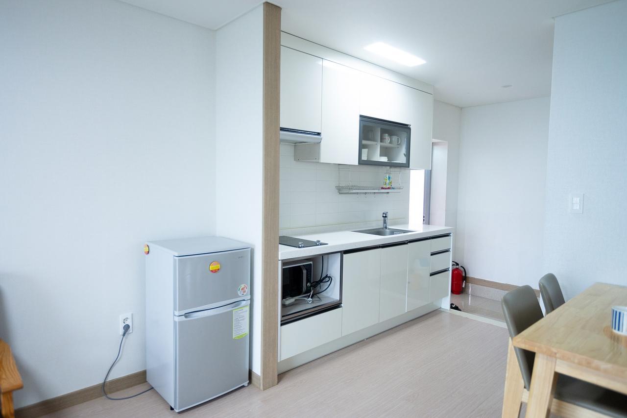 哆啦美度假屋 西归浦市 外观 照片